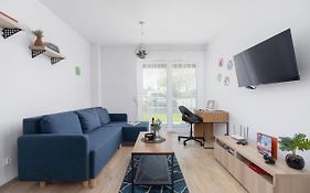 Family Apartment With Parking & Terrace By Noclegi Renters
